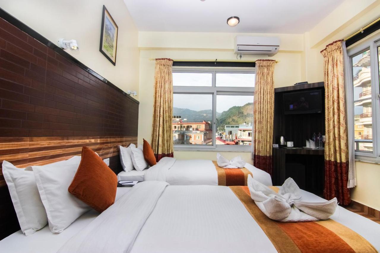 Hotel Point Pokhara Exterior photo